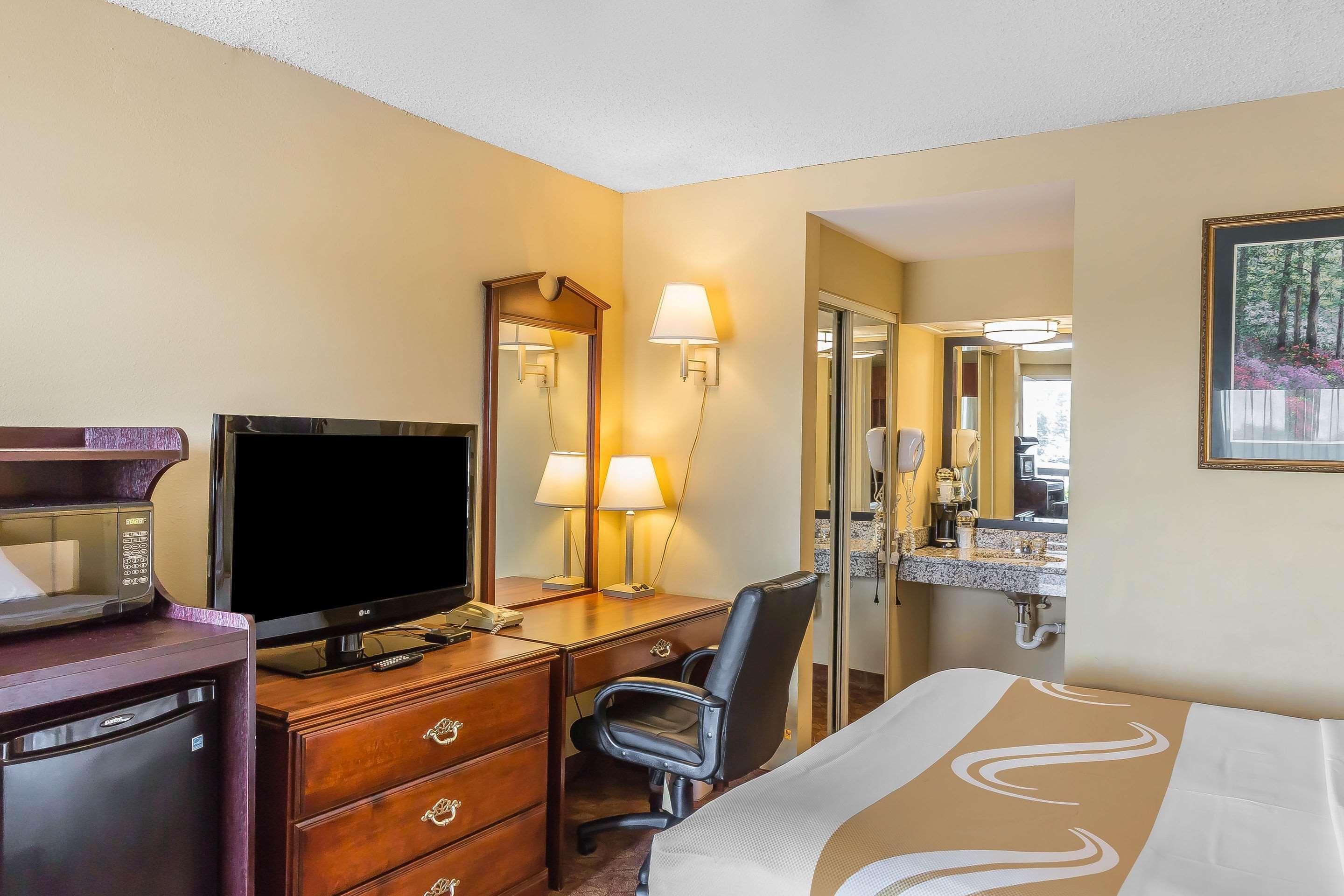 Quality Inn Calera Eksteriør bilde